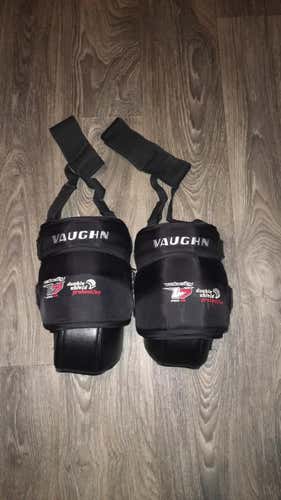 Pro stock Vaughn Velocity V7 pro XR Senior Knee And Thigh Guards