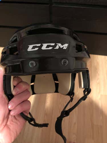 Pro Stock V08 hockey helmet size medium