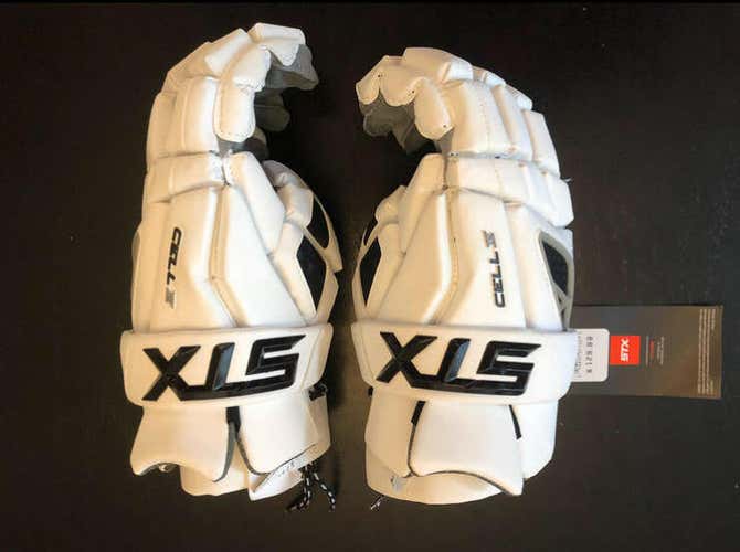BNWT STX Cell IV Gloves. Large/13”. White