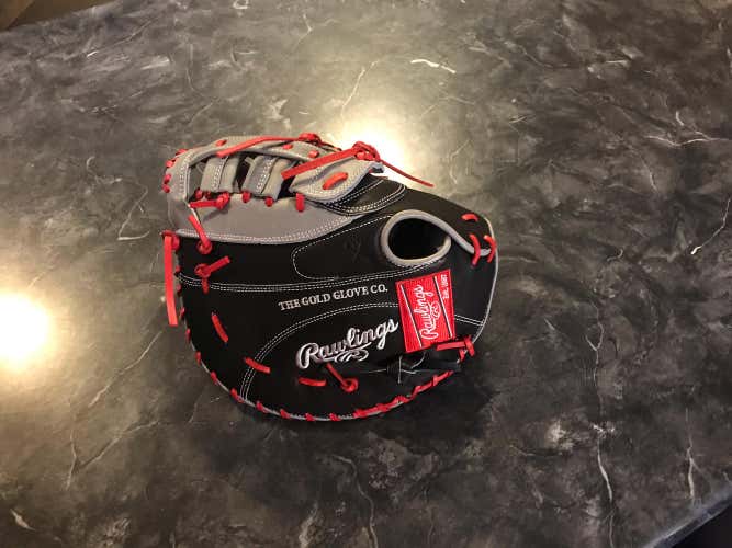 New Rawlings Heart Of The Hide 12.25” First Base Mitt