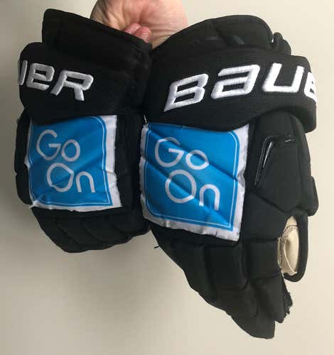 Bauer APX2 14” Black Gloves With Advertisements