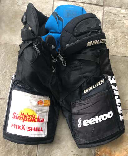 Bauer XL Hockey Pants/Breezers Black, With Advertisements
