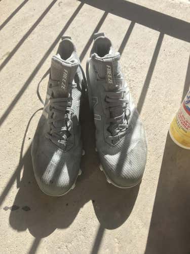 New Balance Freeze Cleats