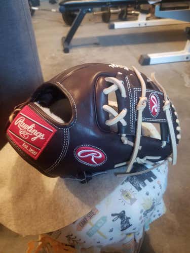 New Rawlings Pro Preferred Glove