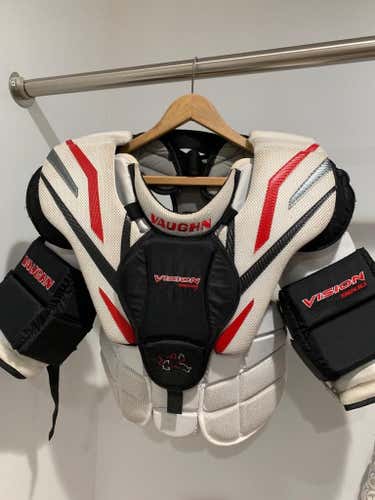 Vaughn Vision 9200 Goalie Chest Protector
