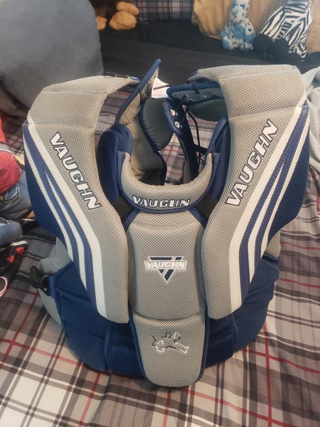 Vaughn Velocity V6 1000 Pro Goalie Chest and Arm Protector Goalie Chest Protector Junior