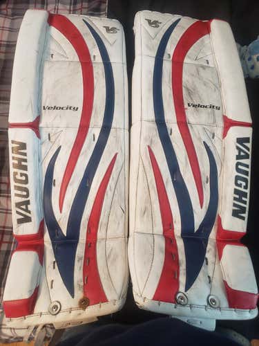 Vaughn Velocity V5 Goalie Leg Pads