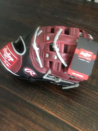 New Rawlings Glove