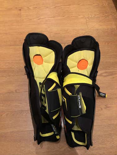 shin pads tacks 7082 16"