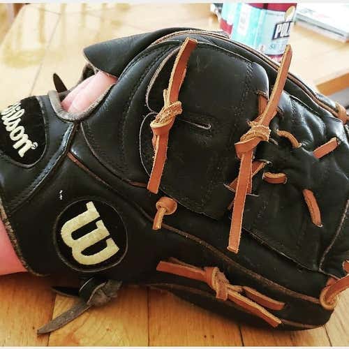 Wilson A2000 B2 Classic