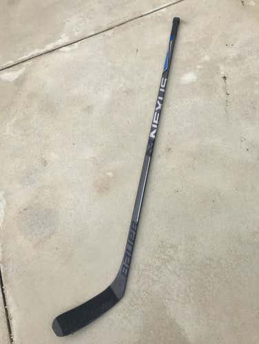Stock Bauer Nexus 4000 Intermediate (Grip) 57” 60 Flex