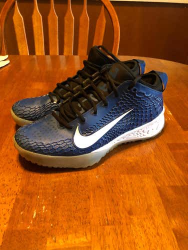 Like New Nike Force Zoom Trout 5 Turf Shoes Size 9.5