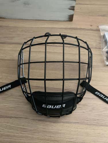 Bauer Profile II Cage