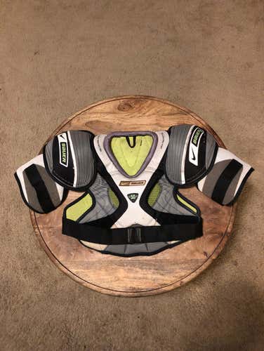 Bauer Supreme 50 Shoulder Pads - Large