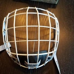 Bauer FM5100 White Cage Senior