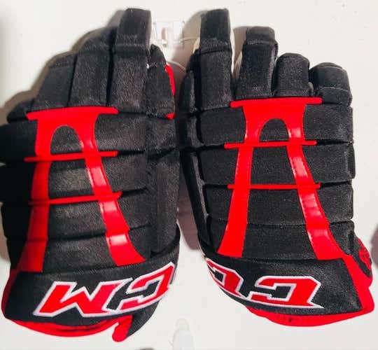 MARIAN HOSSA CHICAGO BLACKHAWKS PROSTOCK CCM 4ROLL HG96 GLOVES