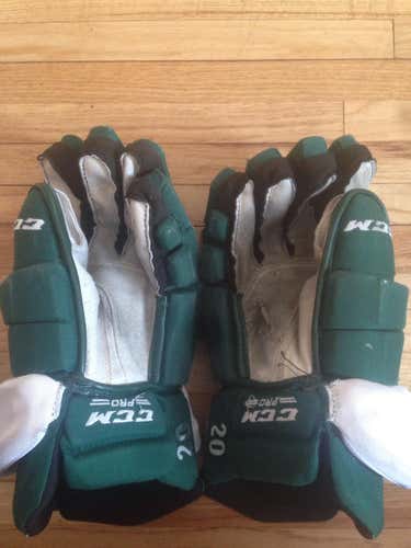 Ccm Pro Stock D1 Team Issued Gloves