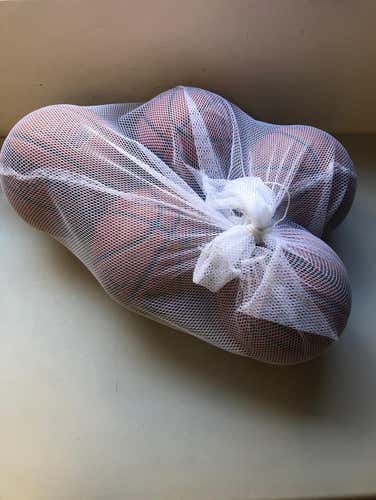 5 Spaulding TF - 250 Basketballs With Bag