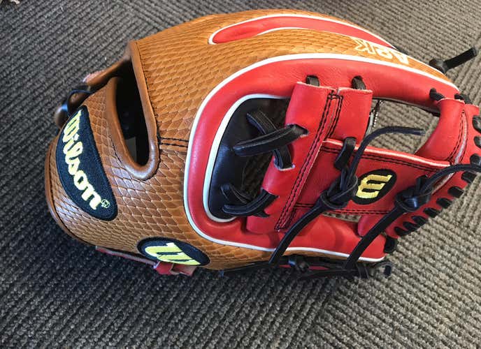 New Wilson A2K Datdude Glove Adult