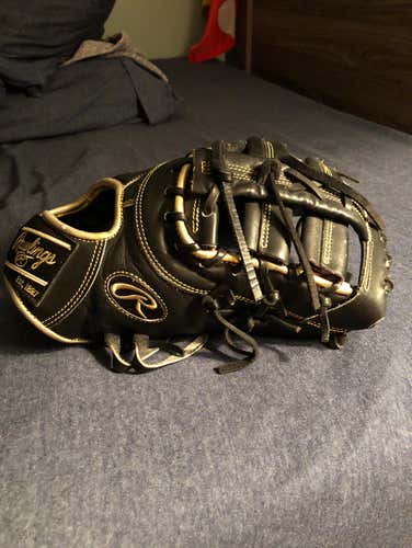 Rawlings Heart Of The Hide Color Sync 13” First Base RHT (NO TRADES)