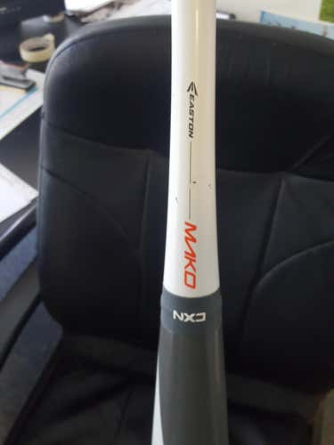 Hot 2014 Easton MAKO  33/30 BBCOR