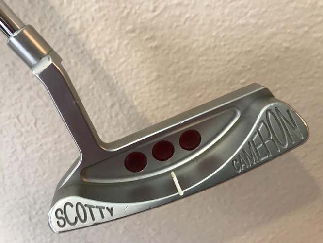 Titleist Scotty Cameron Studio Select Laguna 2 35" putter w/ Super Stroke Flatso