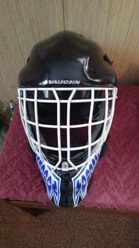 Vaughn 7400 Goalie Mask Senior