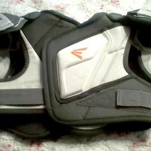 Easton Shoulder Pads Junior Large