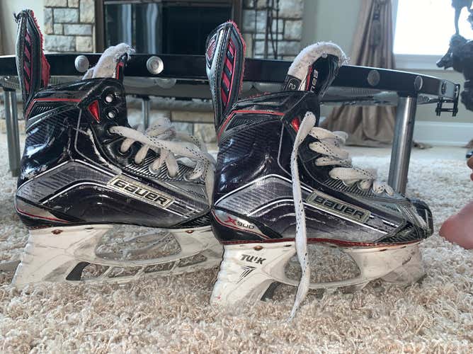 Bauer X900 Skates Size 2