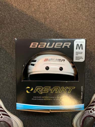 Brand New Bauer Re-akt Medium White