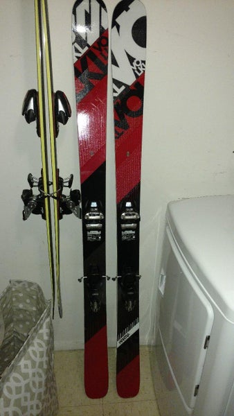 2017 Volkl Mantra Skis