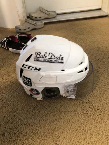 CCM V10 Medium With Visor