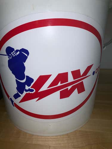 30 Brand New Lacrosse Balls With Bucket