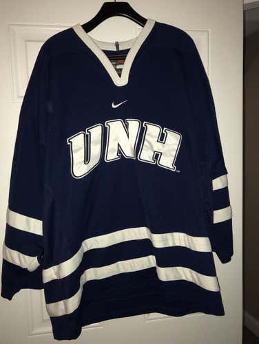 University Of New Hampshire Men’s Hockey Jersey