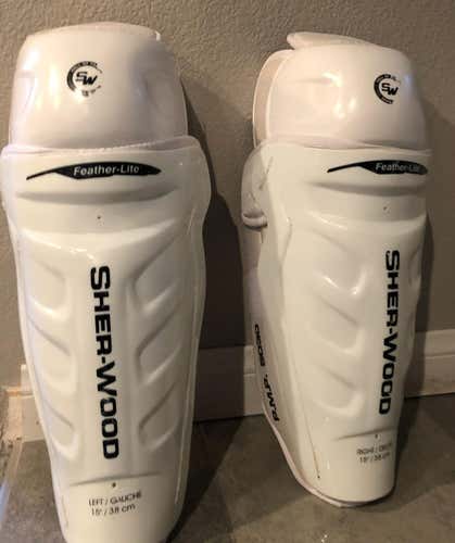 Sherwood Shin Pads - Size 15