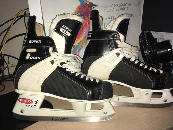 CCM Skates Senior Size 11