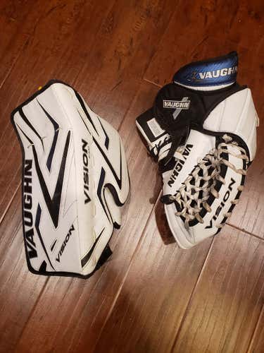 Vaughn Goalie Glove & Blocker Regular Senior
