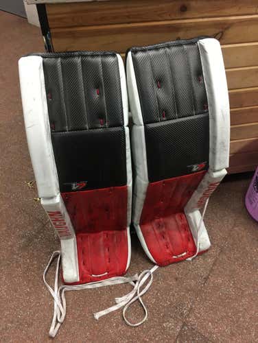 Vaughn V7 Pro Carbon Leg Pads 35+1.5
