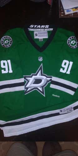 Dallas Stars - Reebok Tyler Seguin #91 replica jersey. Youth size L/XL. $25 OBO.