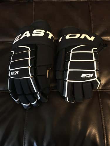 Easton EQ1 14” Hockey Gloves