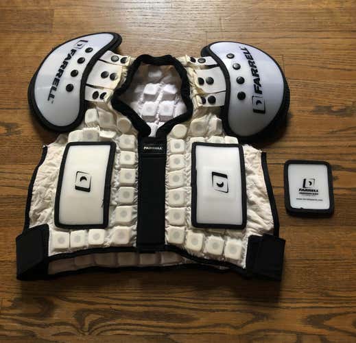 Farrell Shoulder Pads Medium