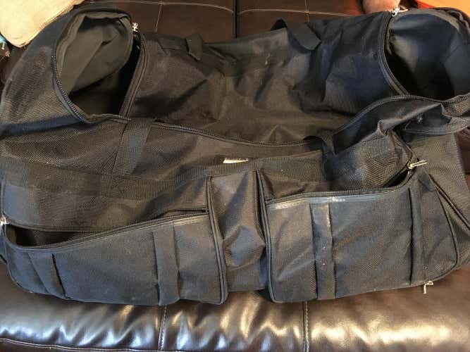 Euro-Pack Rolling Gear Bag