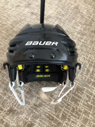Bauer Re Akt Senior Helmet Medium