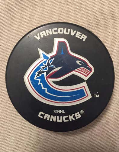 Vancouver Canucks Logo Puck