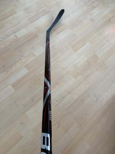 Bauer RH ADV stick dressed as 1X Lite 87 flex p92