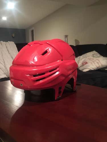 Bauer re-akt Helmet, Small, Red
