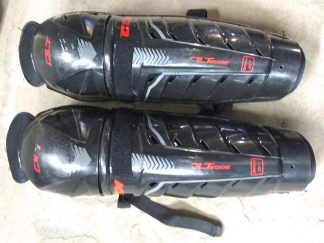 CCM Shin Pads Senior 15"