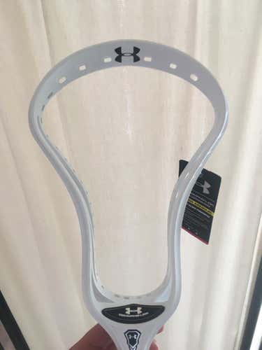 New Under Armour Command Low Head