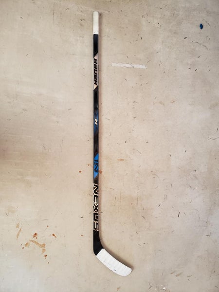 Pro Stock Bauer Nexus 8000 dressed as 1N Stick RH toe kink