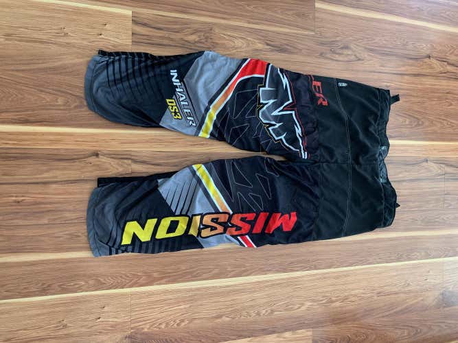 Mission Ds3 Roller Hockey Pants Size Large